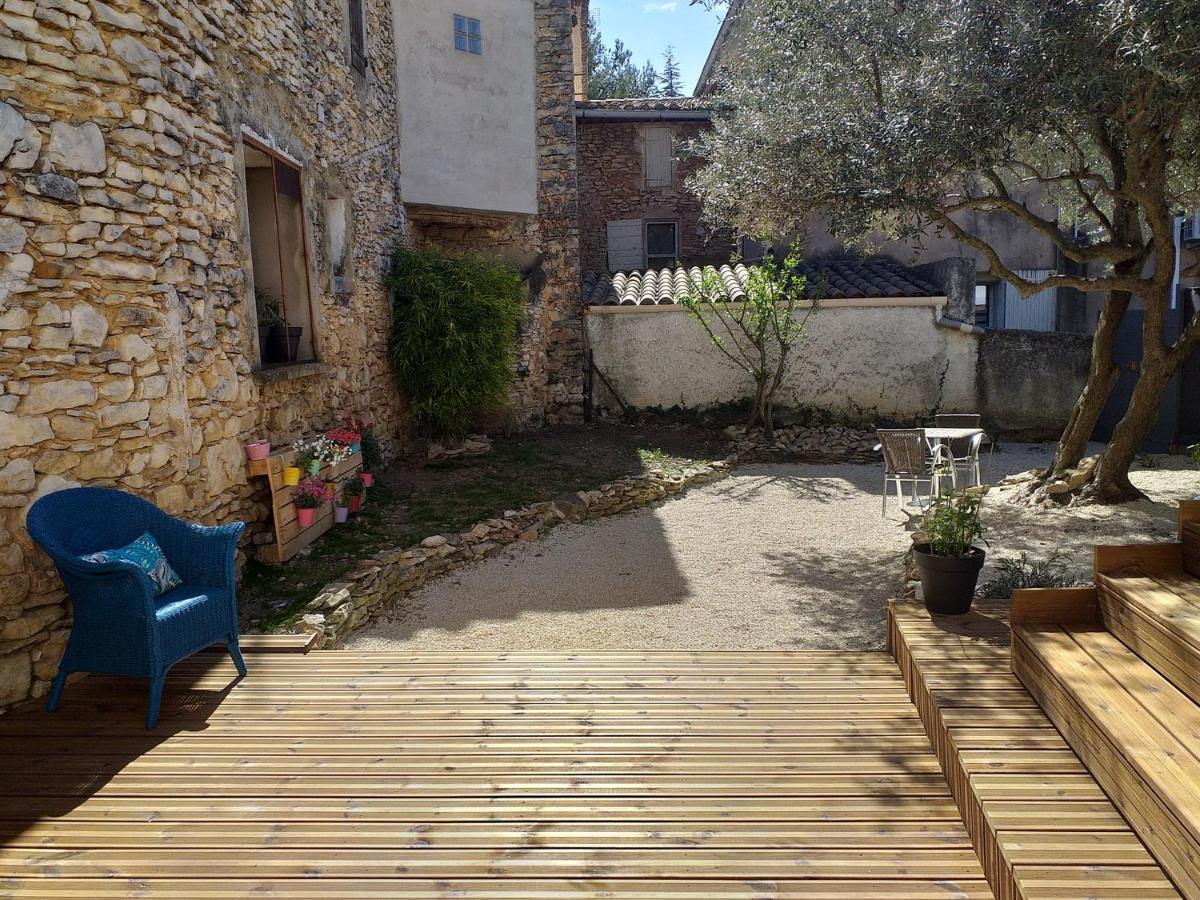 Deux M Bed & Breakfast Villes-sur-Auzon Екстериор снимка
