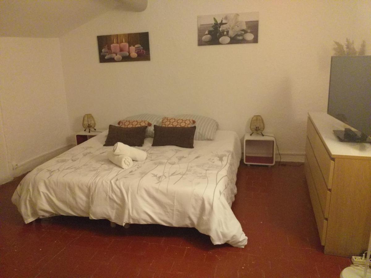 Deux M Bed & Breakfast Villes-sur-Auzon Екстериор снимка